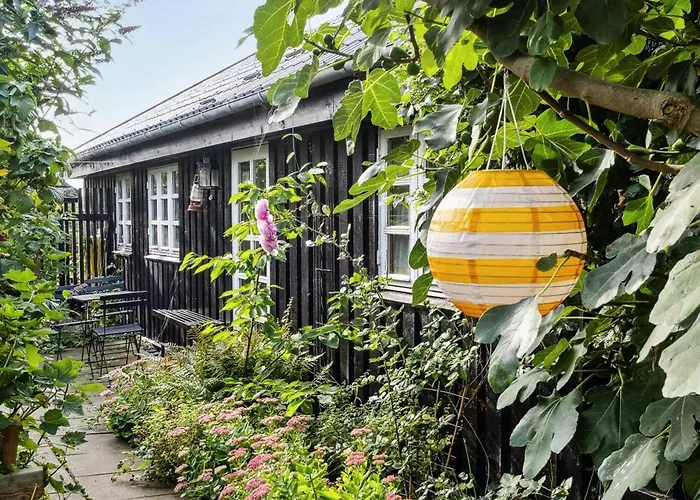 Dom wakacyjny Island Life Gem With Heart Desires *