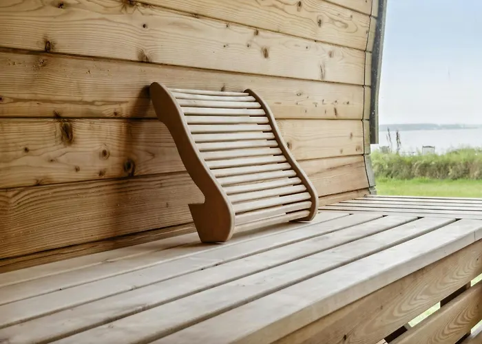 Island Life Gem With Heart Desires